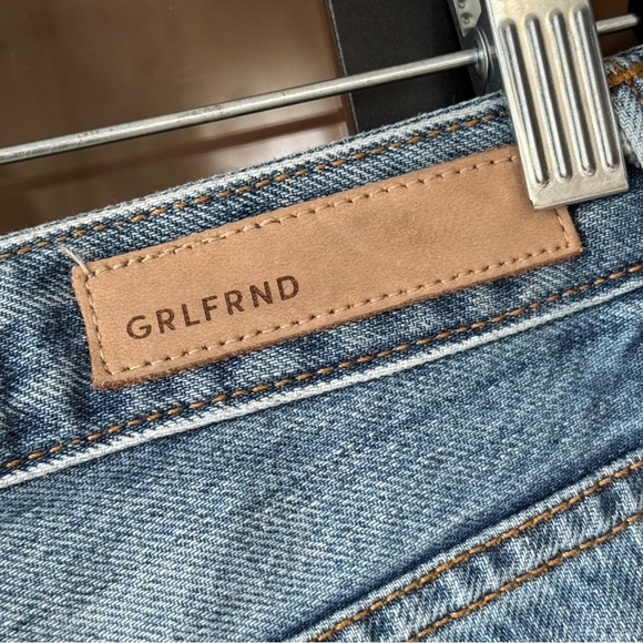 GRLFRND Denim shorts Kerry high rise cuffed distressed light wash raw hem jean - Picture 6 of 12